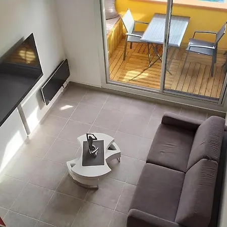 Design Avec Solarium Au Dernier Etage Daire *