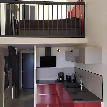 Apartment Design Avec Solarium Au Dernier Etage *